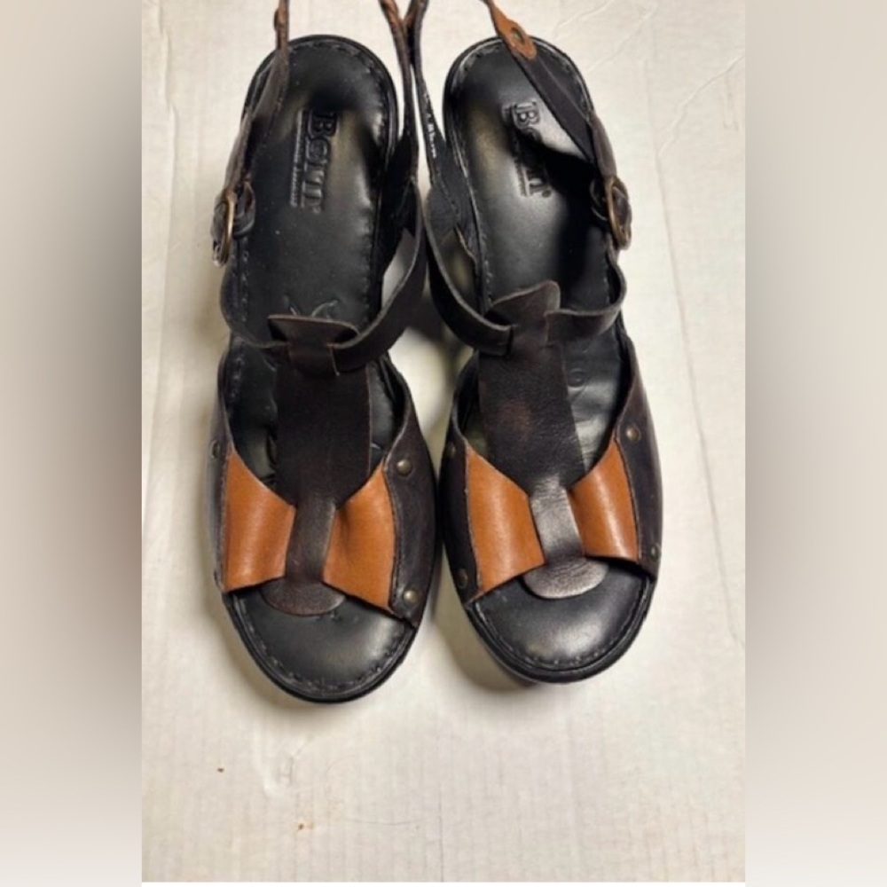 Born Two-Tone Leather T-Strap Sandals wedges 1970’s- Black & Brown 8